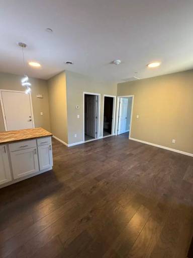 Main picture of 550 Spruce St