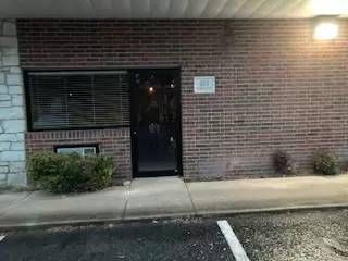 Main picture of 401 Wimbledon Rd