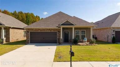 Main picture of 27400 Dieken Dr