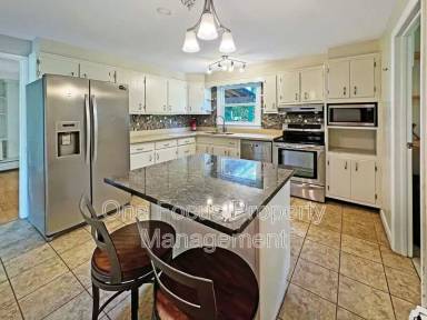 Main picture of 1031 Avenue D