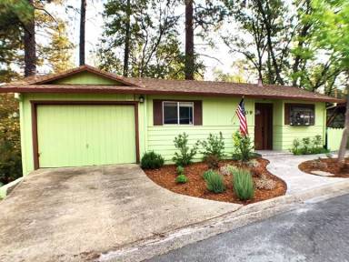 Main picture of 809 Blue Bell Ct