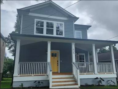 Main picture of 435 Elm St NW
