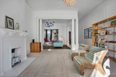 Main picture of 603 Baker St