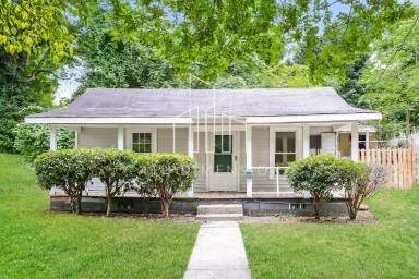 Main picture of 1724 Harrison Ave