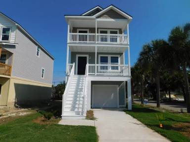 Main picture of 28 Bay Breeze Ln