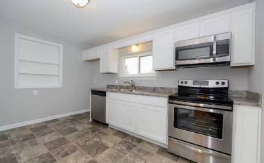 Main picture of 1402 Gates St