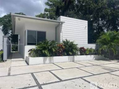 Main picture of 3155 NW 103rd St