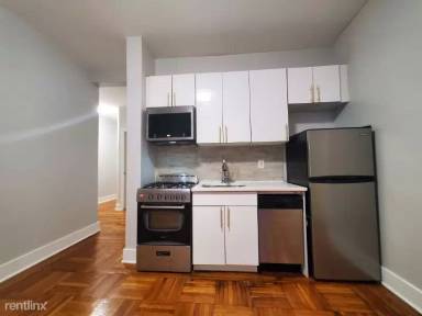 Main picture of 58 Van Reypen St