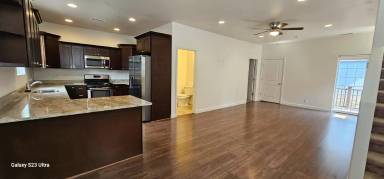 Main picture of 2512 W Pikes Peak Dr