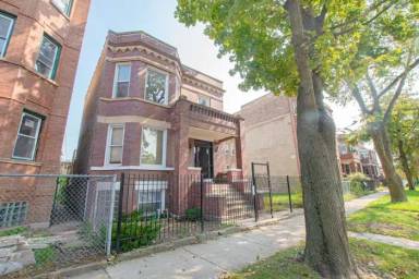 Main picture of 6235 S Rhodes Ave