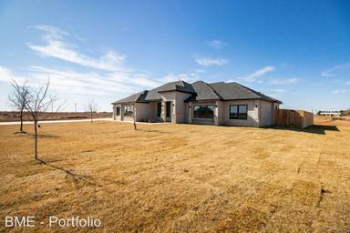 Main picture of 3200 Azusa Dr