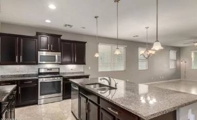 Main picture of 15238 W Bloomfield Rd