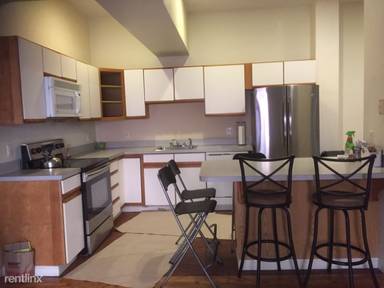 Main picture of 448 Park Dr