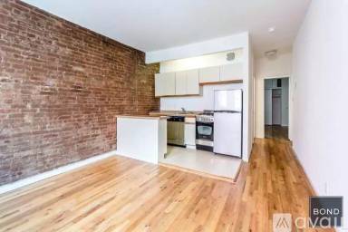 Main picture of 6 Charles St
