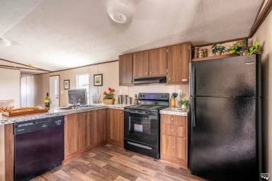 Main picture of 57 Shady Cir