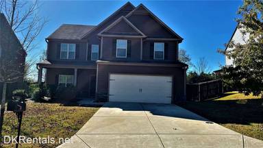 Main picture of 4499 Rainier Way NW