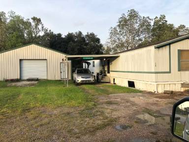Main picture of 113 Railroad Ave