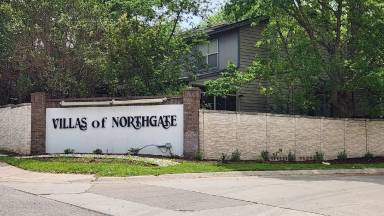 Main picture of 8026 Galaway Bay