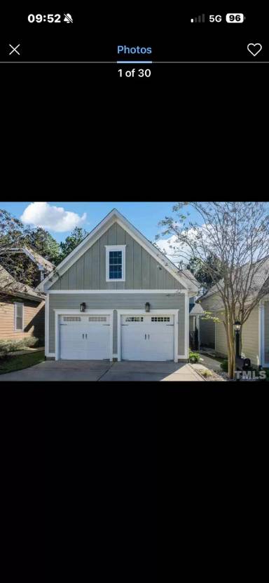 Main picture of 79 Falconridge Dr