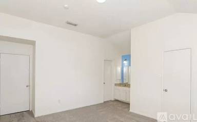 Main picture of 827 Bentle St