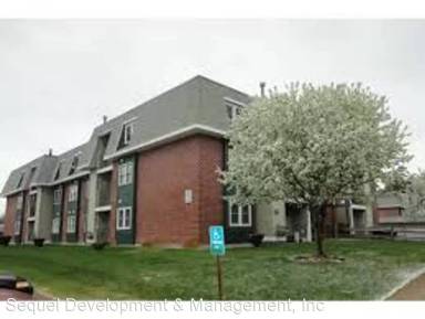 Main picture of Knightbridge Arms Condominiums