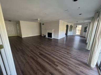 Main picture of 27108 Plantation Dr NE