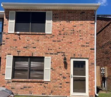Main picture of 111 Southfield Pkwy