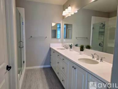 Main picture of 16384 Veridian Cir