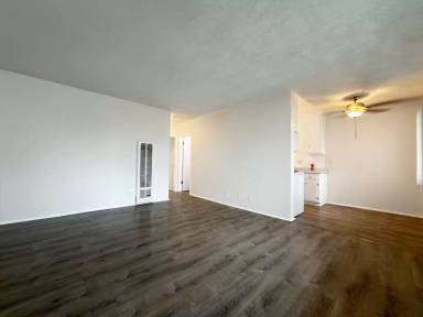 Main picture of 2284 Lewis Ave