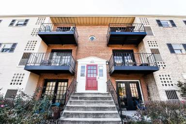 Main picture of 420 N Armistead St