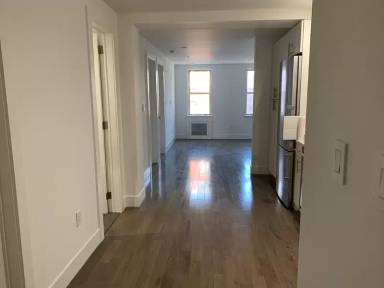 Main picture of Regency East Apartments