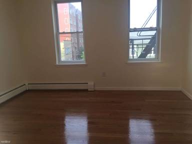 Main picture of 5412 Madison St