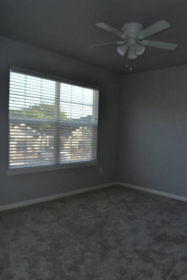 Main picture of 421 Spring St