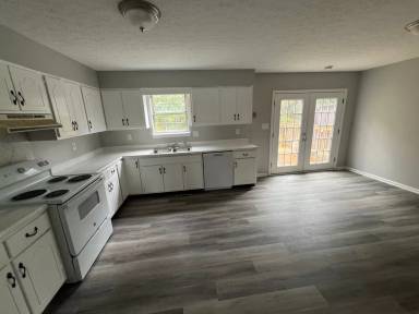 Main picture of 827 Brian Ct