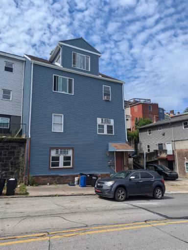 Main picture of 1920 S 18th St