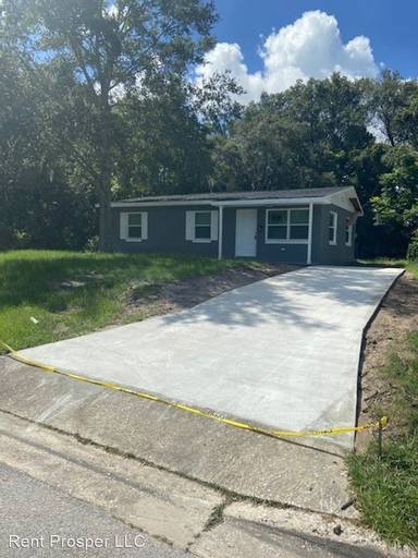 Main picture of 3034 Joe Louis Dr