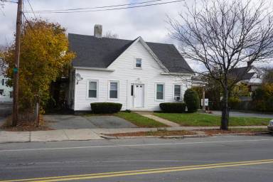 Main picture of 1180 Main St