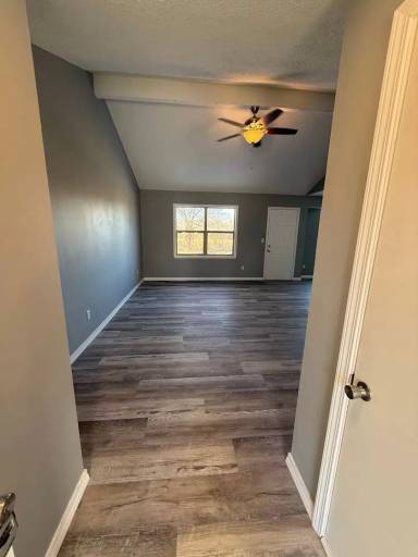 Main picture of 3933 W Young St