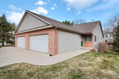 Main picture of 17574 Park Place Cir