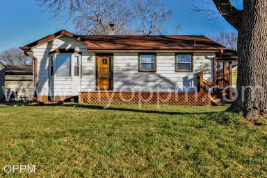 Main picture of 4713 S 53rd St