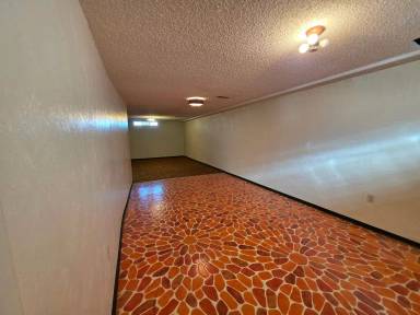 Main picture of 302 Morrison Ave