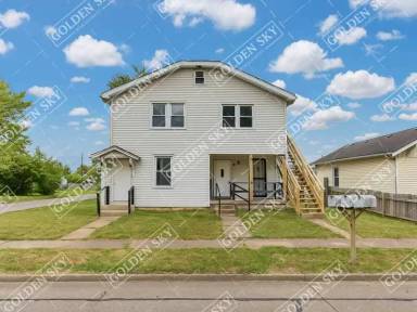 Main picture of 1203 W 1st St