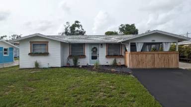 Main picture of 180 E Horton Ave