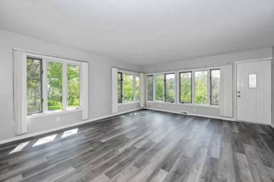 Main picture of 602 Upham Rd