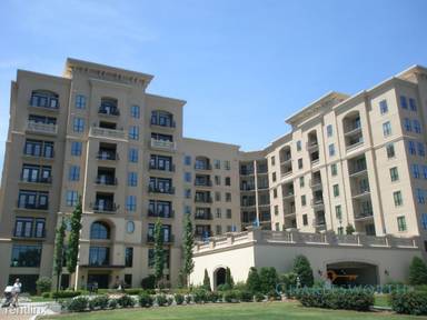 Main picture of 92 West Paces