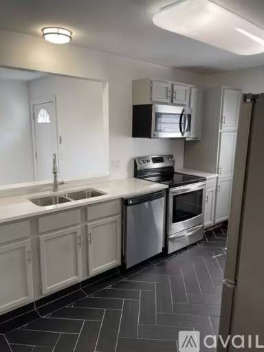 Main picture of 1401 Villa Pl