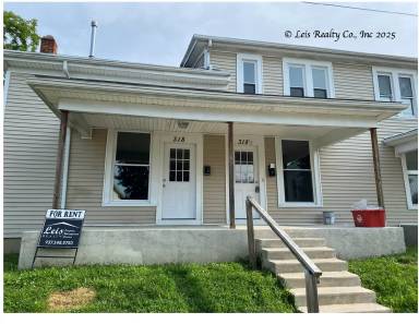 Main picture of 318 1/2 11th St