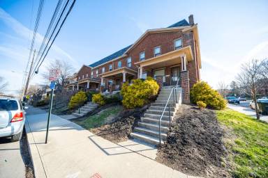 Main picture of 836 Dennison Ave