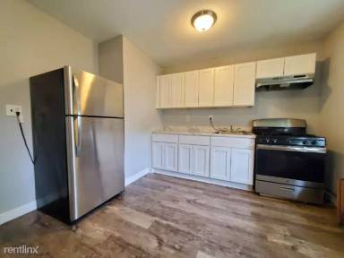 Main picture of 105 Van Nostrand Ave