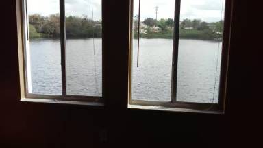 Main picture of 825 Lowell Blvd